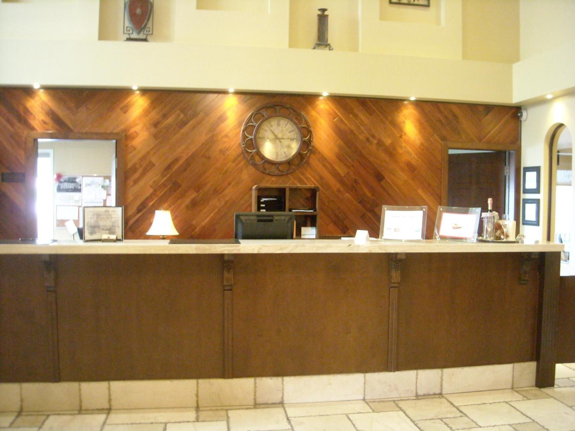 Hotel Brossard Eksteriør billede